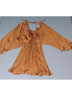 Impressions cape sleeves pleated mini dress Women Size Large Gold Deep Vneck...